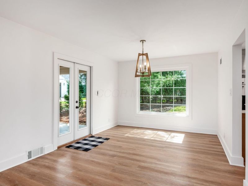 328 Fairway Circle, Whitehall, OH 43213 Photo 15