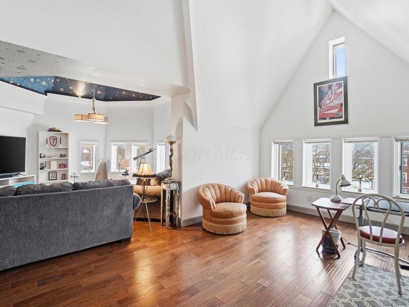 875 E Broad Street, Columbus, OH 43205 Photo 108