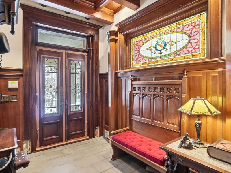 875 E Broad Street, Columbus, OH 43205 Photo 11