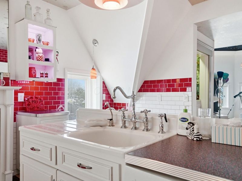 875 E Broad Street, Columbus, OH 43205 Photo 116