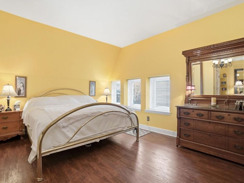 875 E Broad Street, Columbus, OH 43205 Photo 124