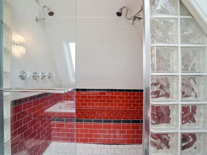 875 E Broad Street, Columbus, OH 43205 Photo 136