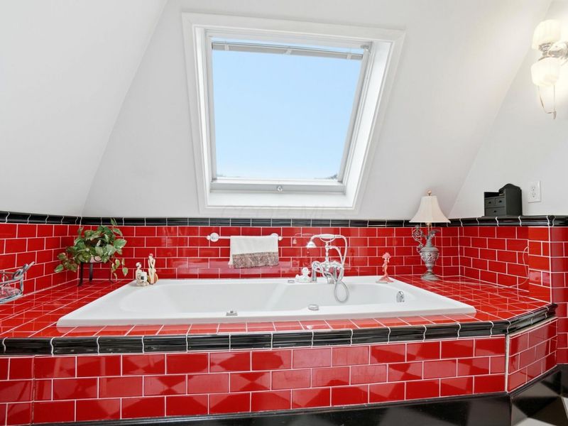 875 E Broad Street, Columbus, OH 43205 Photo 138