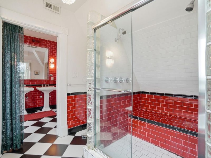 875 E Broad Street, Columbus, OH 43205 Photo 139