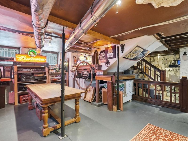 875 E Broad Street, Columbus, OH 43205 Photo 143