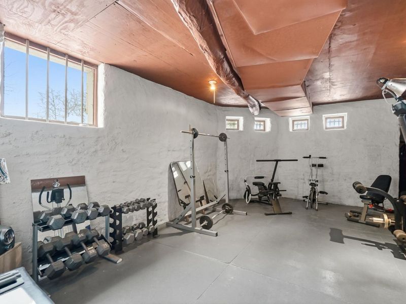 875 E Broad Street, Columbus, OH 43205 Photo 146