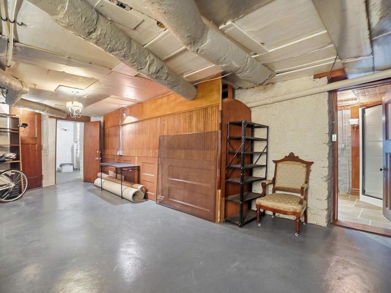 875 E Broad Street, Columbus, OH 43205 Photo 152