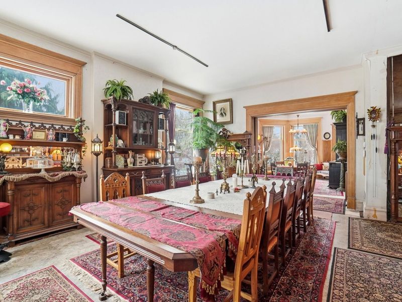 875 E Broad Street, Columbus, OH 43205 Photo 24