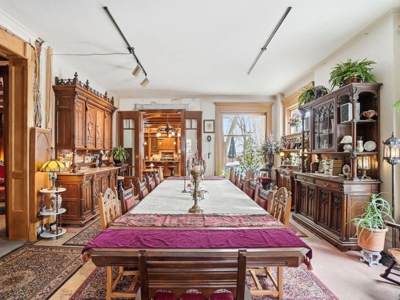 875 E Broad Street, Columbus, OH 43205 Photo 26