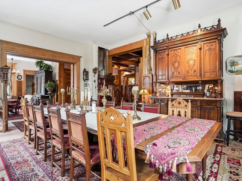 875 E Broad Street, Columbus, OH 43205 Photo 28