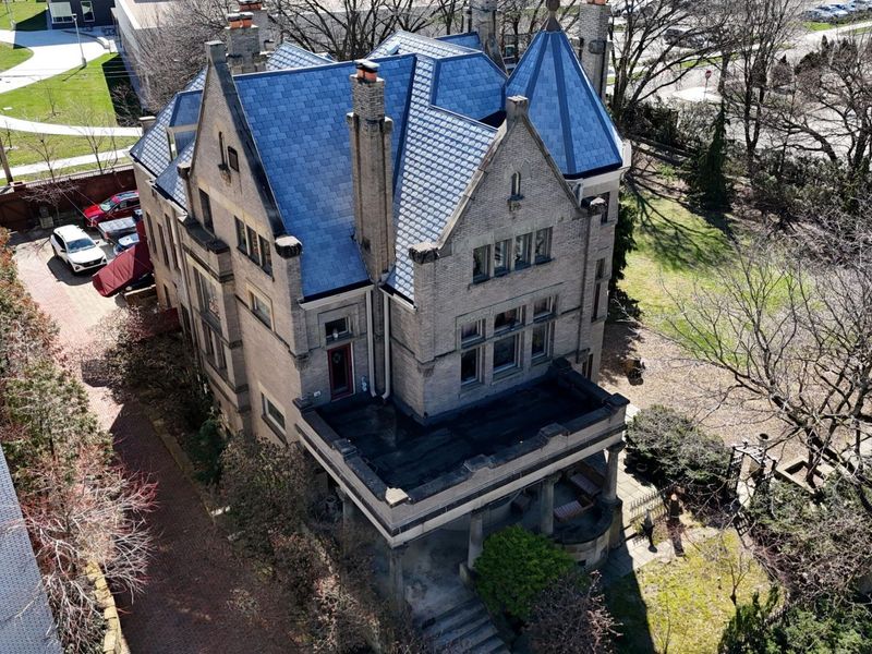 875 E Broad Street, Columbus, OH 43205 Photo 4