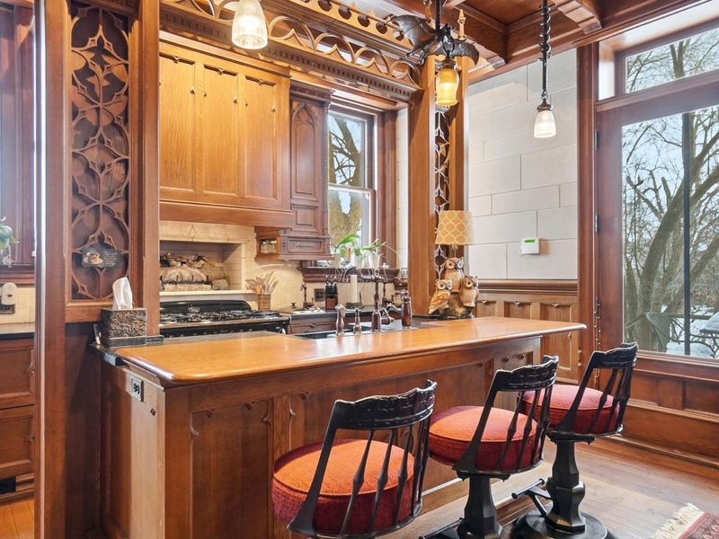 875 E Broad Street, Columbus, OH 43205 Photo 42