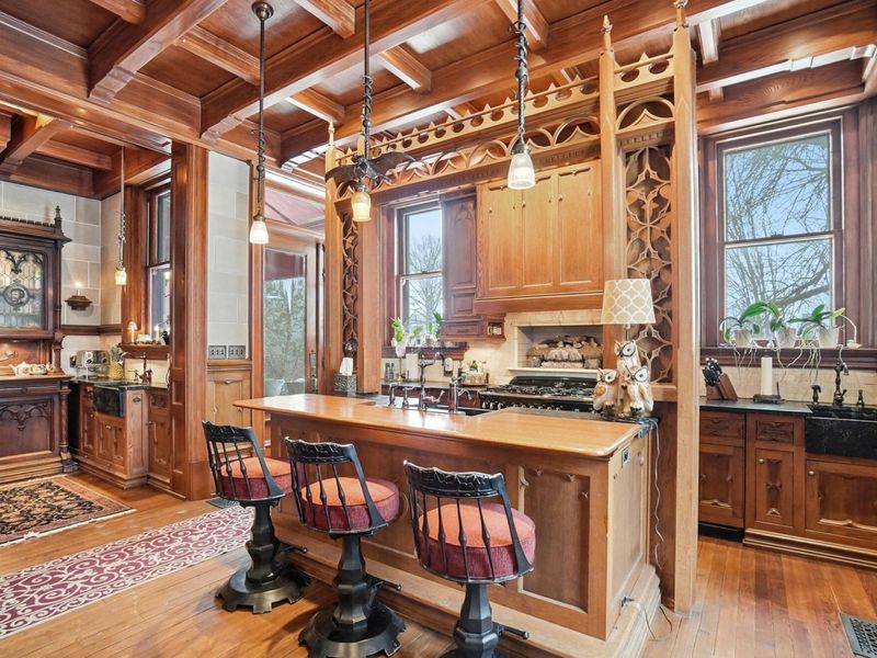 875 E Broad Street, Columbus, OH 43205 Photo 43