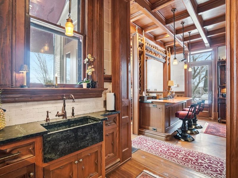 875 E Broad Street, Columbus, OH 43205 Photo 58