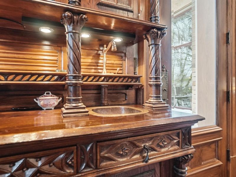 875 E Broad Street, Columbus, OH 43205 Photo 61