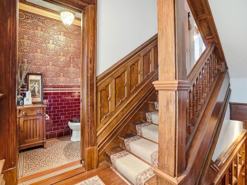 875 E Broad Street, Columbus, OH 43205 Photo 68