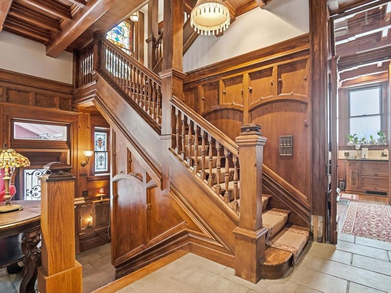 875 E Broad Street, Columbus, OH 43205 Photo 68