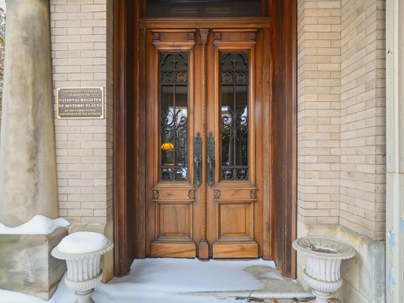 875 E Broad Street, Columbus, OH 43205 Photo 8