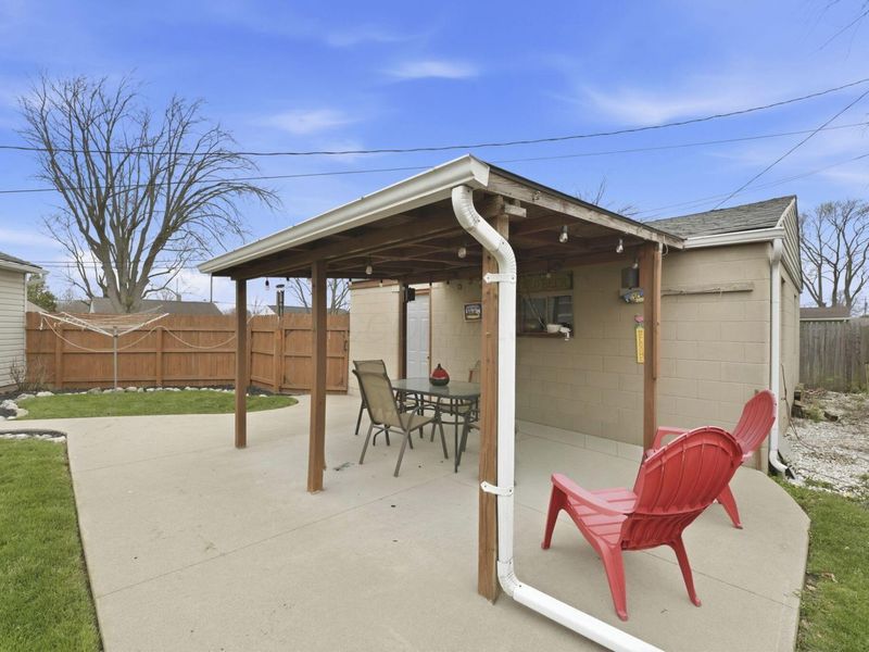 437 Madison Drive N, West Jefferson, OH 43162 Photo 25