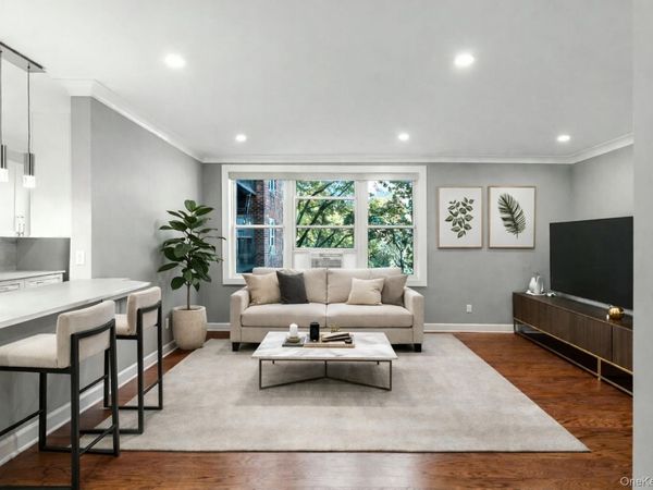 1133 Midland Avenue, Unit 2C, Bronxville, NY 10708