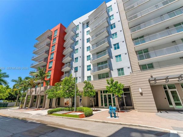 7661 NW 107th Ave, Unit 602, Doral, FL 33178