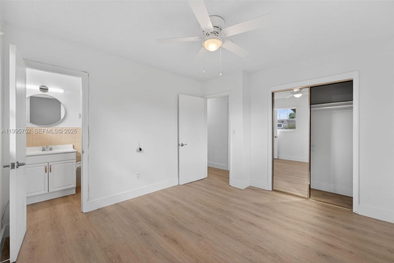 11190 SW 57th St , Miami, FL 33173 Photo