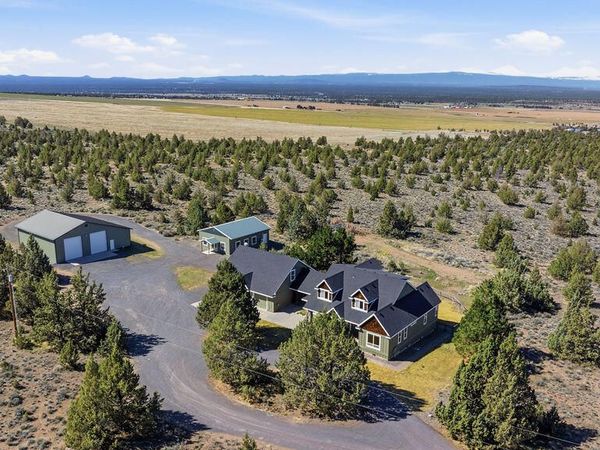 11455 SW Reif Road, Powell Butte, OR 97753