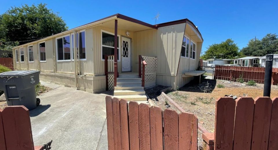 200 Doolittle Dr, Roseville, CA 95747 Photo