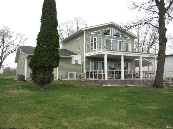 3102 E McKinley Drive, Monon, IN 47959
