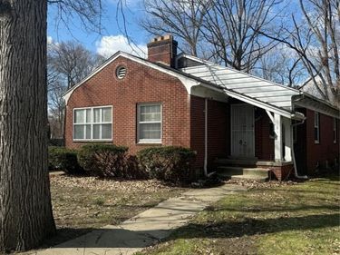 18485 Salem Street, Detroit, MI 48219