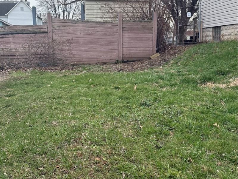 901 Clarendon Avenue SW, Canton, OH 44710 Photo 3