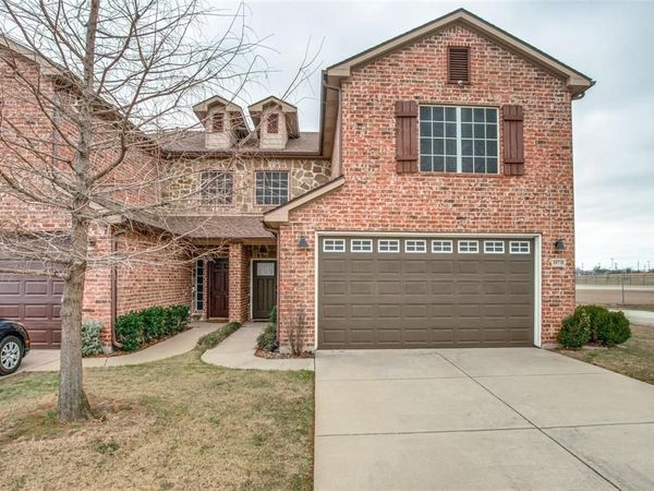 187 Castleridge Drive , Unit B, Little Elm, TX 75068