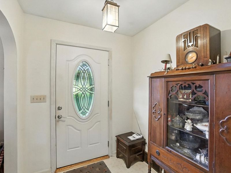 2064 Fairfield Pike, Springfield, OH 45502 Photo 6