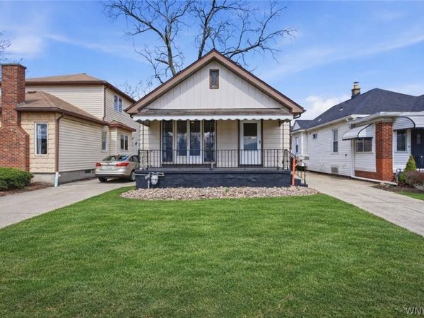 419 Tremont Avenue , Kenmore, NY 14217