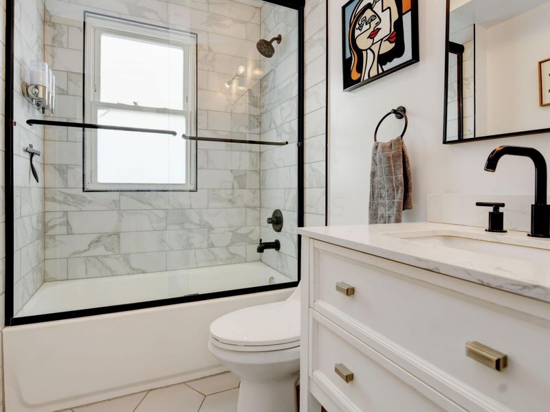 2411 N 4th Street, Columbus, OH 43202 Photo 18