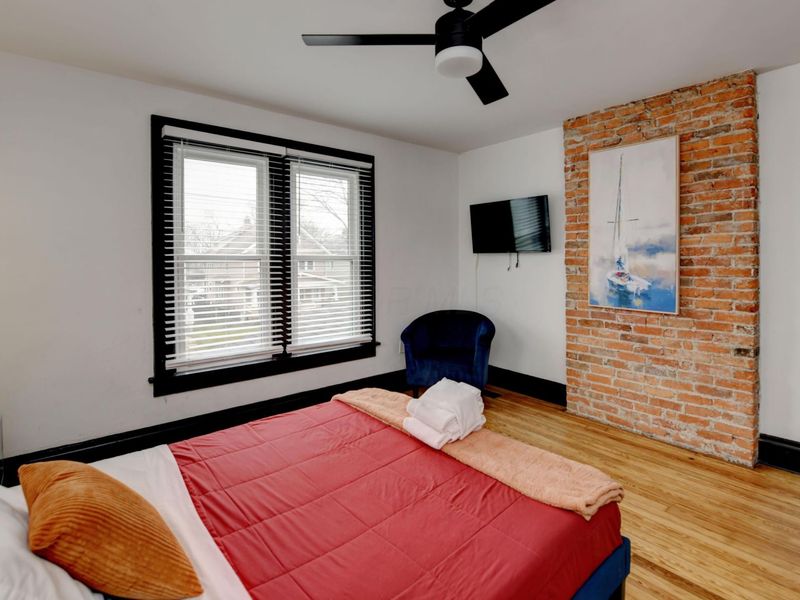 2411 N 4th Street, Columbus, OH 43202 Photo 22