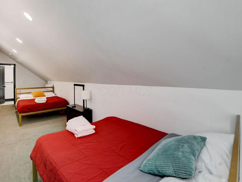 2411 N 4th Street, Columbus, OH 43202 Photo 31