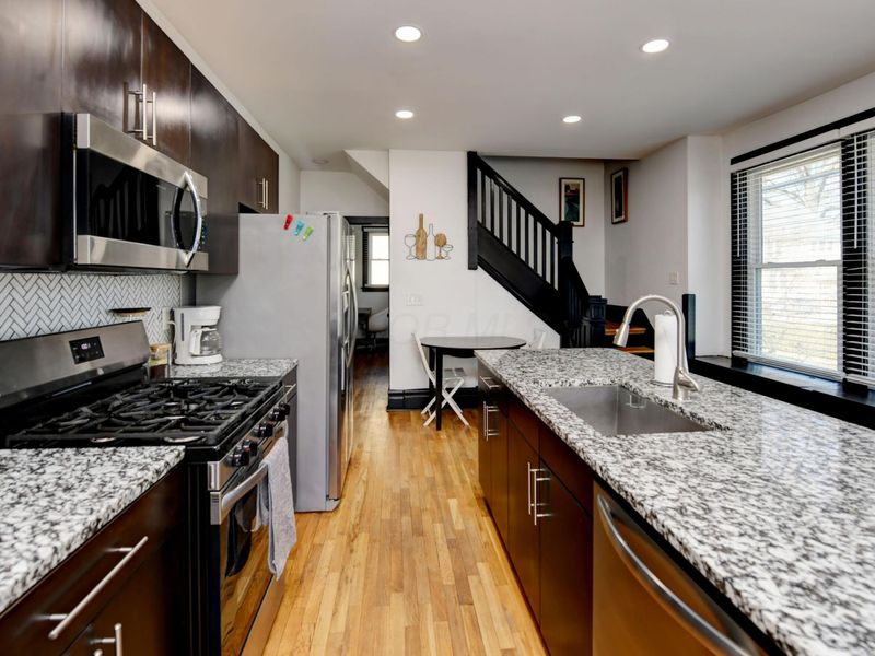 2411 N 4th Street, Columbus, OH 43202 Photo 8