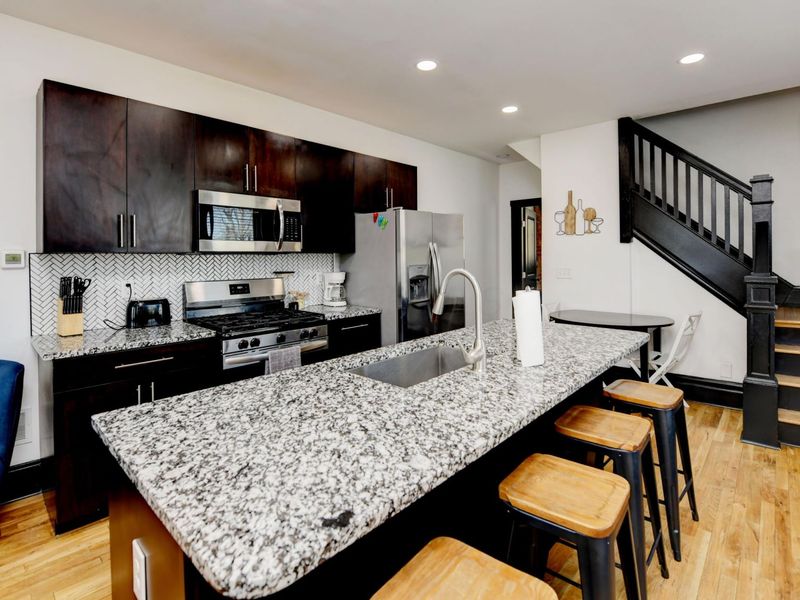 2411 N 4th Street, Columbus, OH 43202 Photo 9