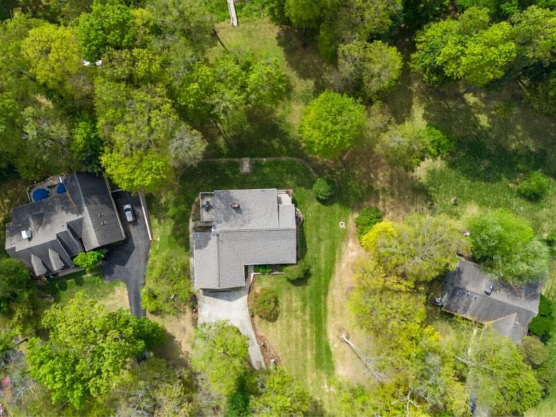 671 Courtland Drive, Howard, OH 43028 Photo 6