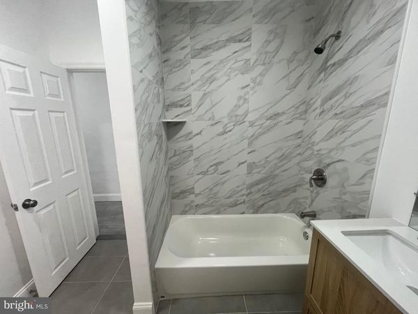 6021 MARKET STREET , PHILADELPHIA, PA 19139