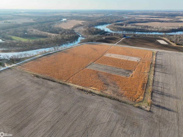 Tri County Bridge Road SE, Lone Tree, IA 52755