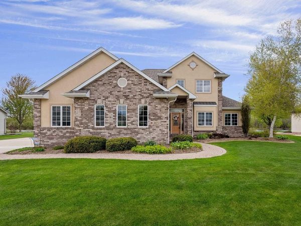 3025 WHITE BIRCH STREET, Kaukauna, WI 54130