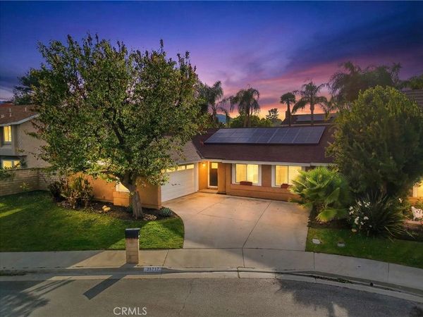 25737 Tamarisk Place, Valencia, CA 91355