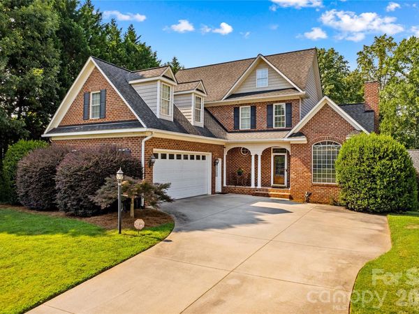 158 Winding Brook Way , Statesville, NC 28625