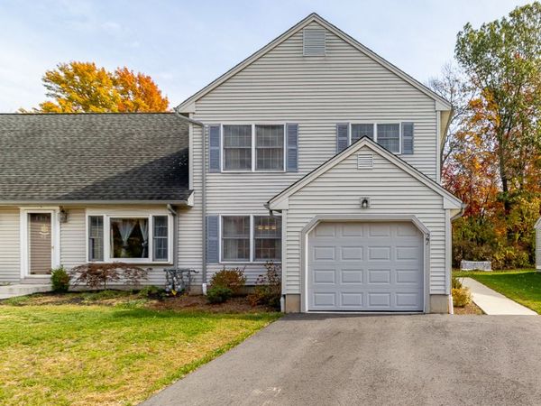 27 Deer Run, Manchester, CT 06042