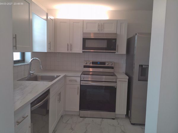 9233 SW 8th Street, Unit 404, Boca Raton, FL 33428