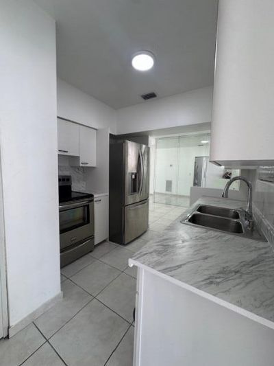 41 W 64th Street, Hialeah, FL 33012 Photo