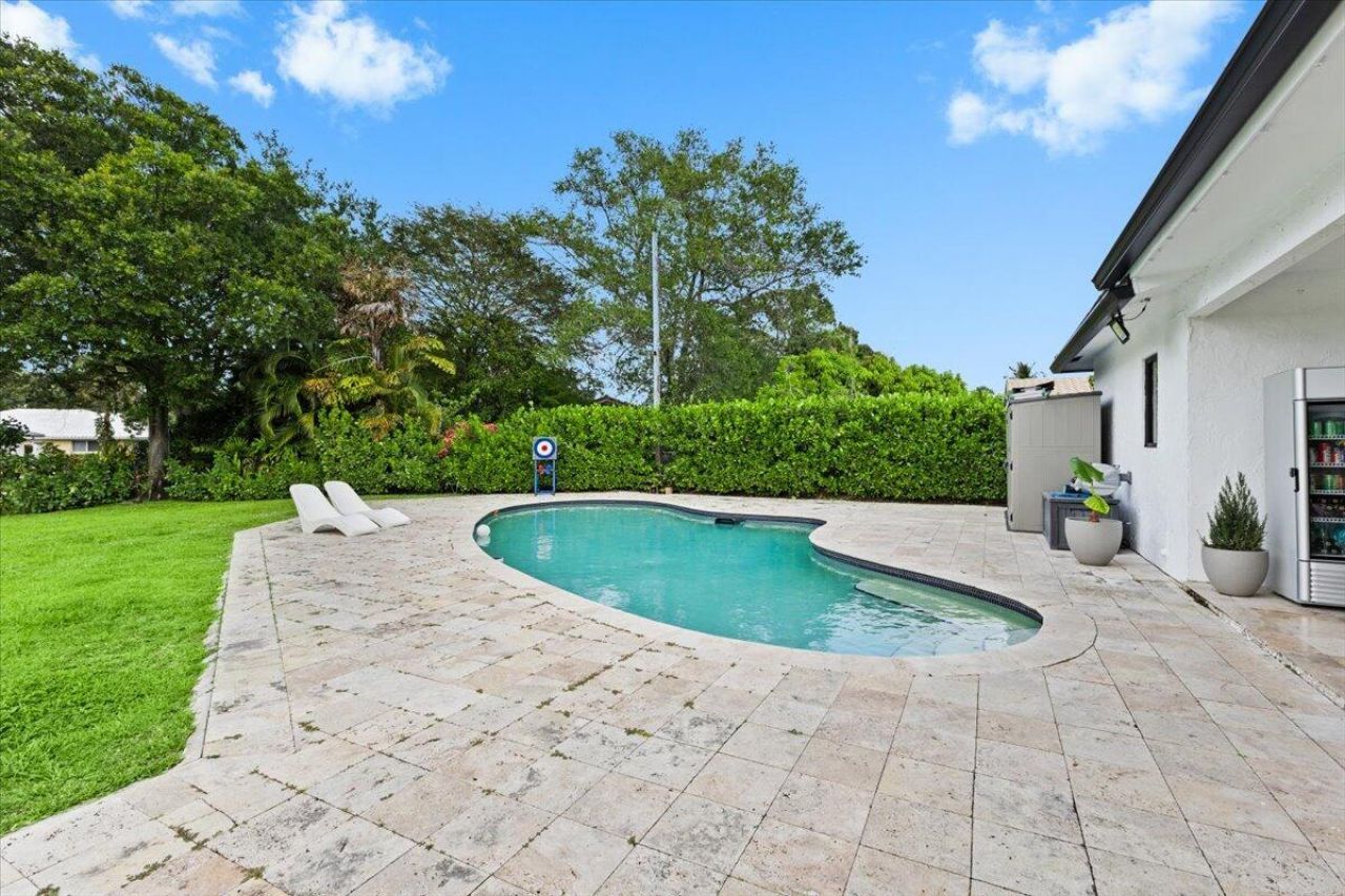 1049 W Palmetto Park Road, Boca Raton, FL 33486 Photo