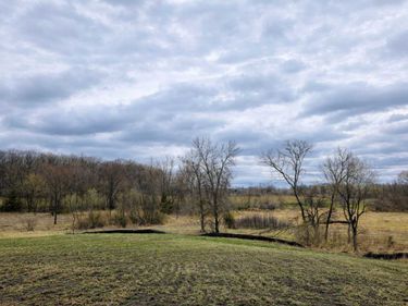 20860 Horseshoe Court, Credit River, MN 55372